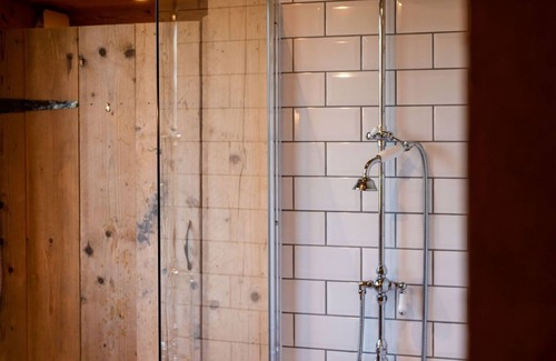 Buchanty Cabin | The Pigsty, boutique hotel suite without the hotel!