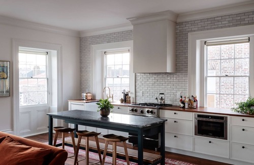 Downtown Charleston Hotel | The Pinch Hotel