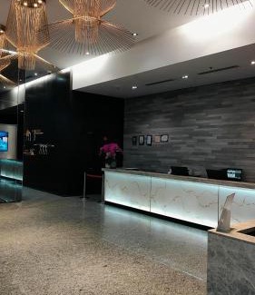 Tanjong Bidara Apartment | The Pine Hotel Family Suite Near Jonker