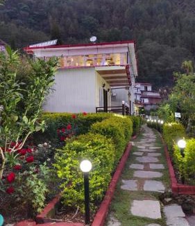 Narainkoti Resort | The Pines Mountain View