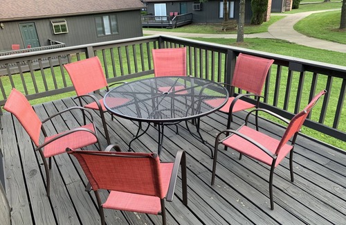 Apple Valley Condo | The Pines of Apple Valley, Guest passes for Pools & Beaches available for a fee