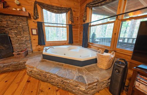 Benton House | The Pines Riverside Log Cabin On The Ocoee