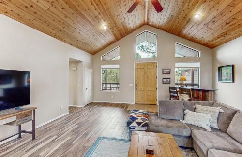 Torreon House | The Pineview Escape