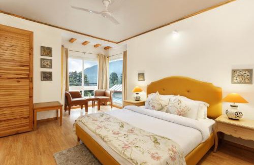 Nainital Hotel | The Pinewood, Nainital by Leisure Hotels