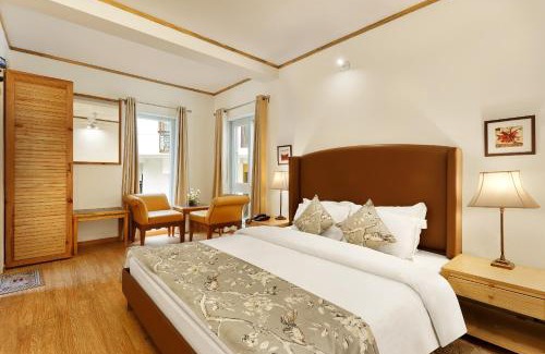 Nainital Hotel | The Pinewood, Nainital by Leisure Hotels