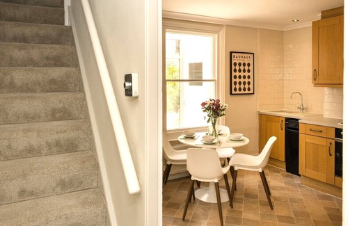Eastbourne House | The Pink House - chic holiday cottage in the heart of Eastbourne