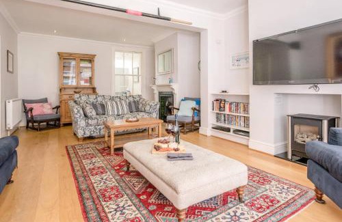 Southwold House | The Pink House in Southwold