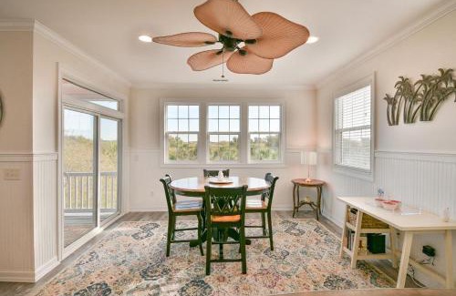 Litchfield by the Sea House | The Pink House: Unwind at Litchfield By the Sea