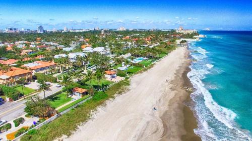 Flamingo Parks Villa | The Pink Palms Retreat