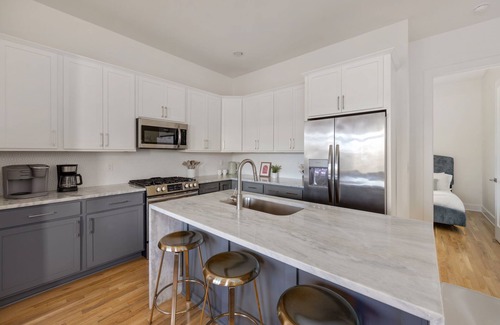 Haynes Area House | The Pink Stetson: Rooftop Views, Party Hats, Games