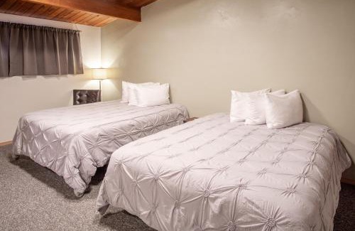 Palmer Hotel | The Pioneer Motel