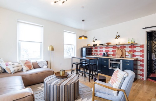 Downtown Santa Fe Hotel | The Pippa - Penthouse Luxury Suite, steps to the Plaza