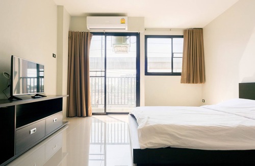 Bang Kra So Hotel | The Pixel Places