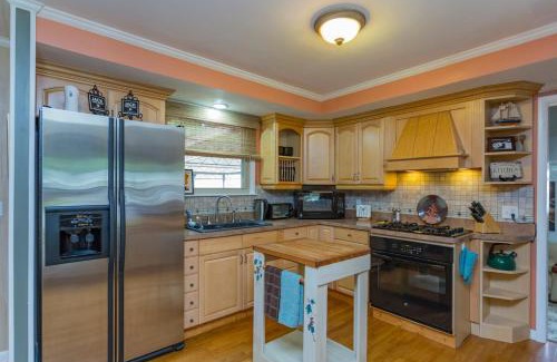 Green Hill House | The Place Between The Lakes 4 Bedrooms 4 Beds