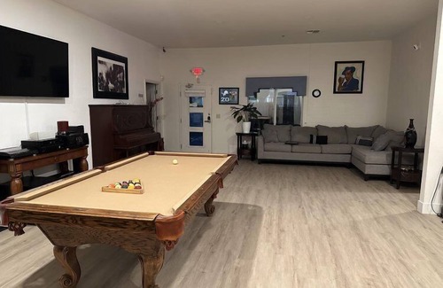 Downtown Las Vegas Apartment | THE PLACE