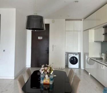 Kuala Lumpur City Centre Apartment | The Platinum KLCC by Moonlight