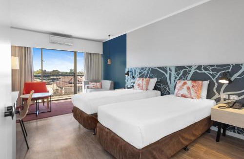 Kalgoorlie Hotel | The Plaza Hotel Kalgoorlie
