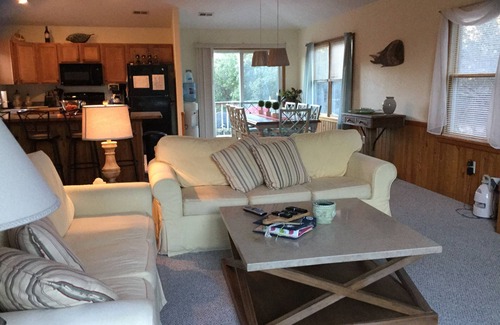 Kitty Hawk House | "THE POINT OF NO RETURN" 3 MIN WALK TO BEACH