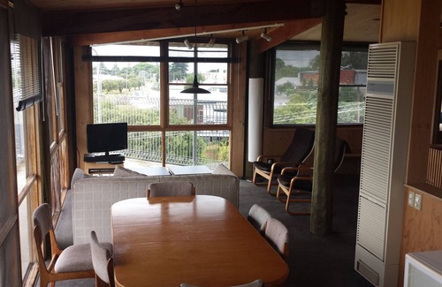 Queenscliff House | The Pole House Queenscliff