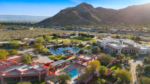 Palm Springs Villa | The Pond Estate by AvantStay Maximalist Designer Compound w 2 Casitas Indoor Outdoor Pools Tennis Court Gorgeous Mountain Views 12k sqft