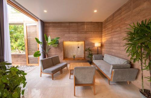 Banjartegehe Villa | The Pondhouse