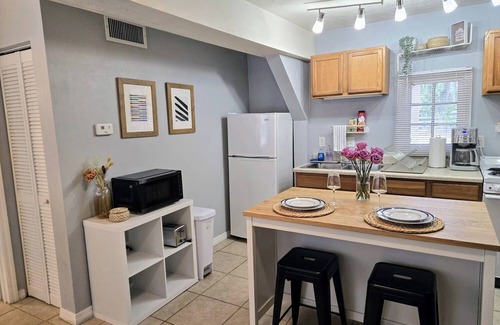Innovation District Apartment | The Port - Walkable to University of Florida, includes Parking