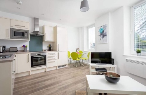 Barnwood Apartment | The Post House One by Fortuna Property, The Post House One Apartment