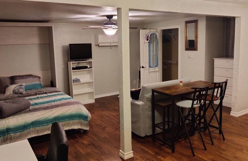 Artesia Apartment | The PoT Piece of Tranquility is a studio guest home. Welcome!