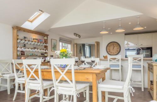 Hunstanton House | The Potting Shed and Bothy