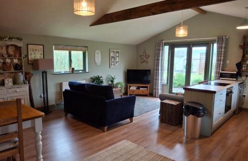 Carmarthen House | The Potting Shed And The Garden Shed Self Catering