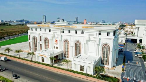 Ruessei Kaev Hotel | THE PREMIER PALACE HOTEL AND SPA