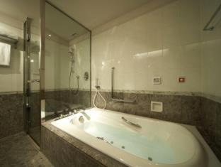 Minato Hotel | The Prince Park Tower Tokyo - Preferred Hotels & Resorts, LVX Collection
