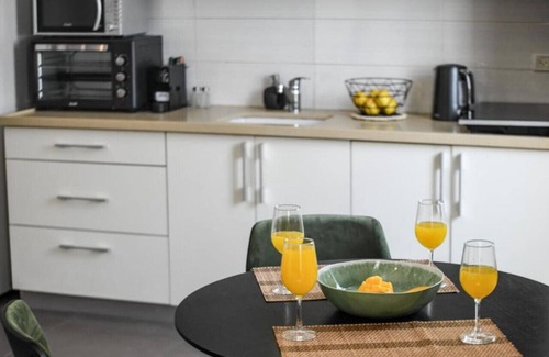 Haifa Apartment | The Printhouse Downtown Studio 10