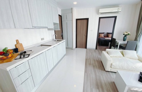 Wua Lai Hotel | The Prio Condo Chiangmai