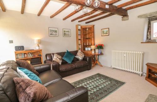 Monyash House | The Priory