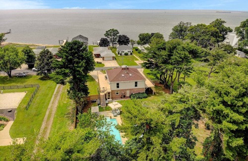 Stevensville House | The Private Pool is OPEN with Bay Views & Steps from The Kentmorr Beach Bar and Grill