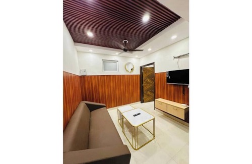 Delhi Cantonment Apartment | The Puzzle by Prahar Homes Apt 8