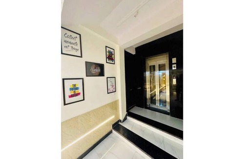 Delhi Cantonment Apartment | The Puzzle by Prahar Homes 10