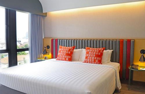 Phra Khanong Hotel | The Quarter Onnut by UHG