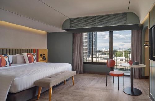 Phra Khanong Hotel | The Quarter Onnut by UHG