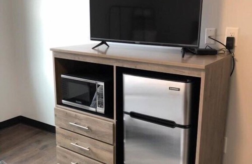 North Muskegon Apartment | The Queen of Adventure Near Downtown Muskegon