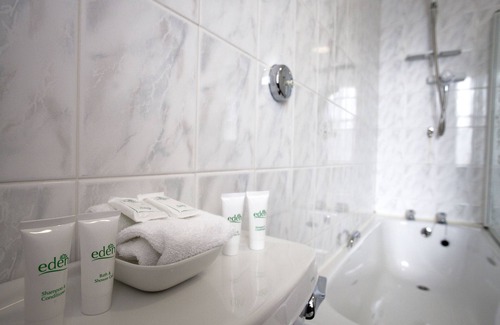 Lerwick Hotel | The Queen's Hotel