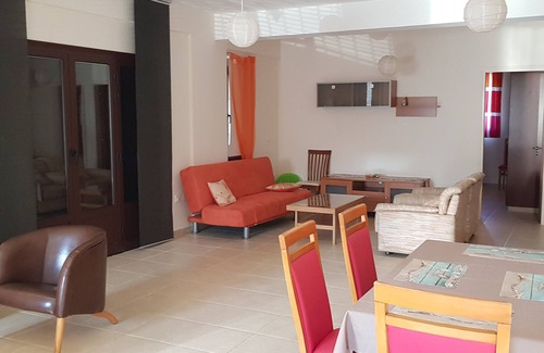Kissonerga Cottage | The quiet cottage near the town