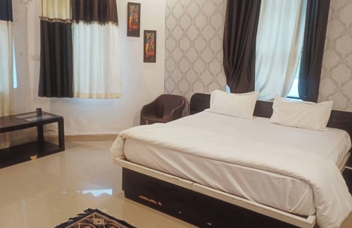 Alwar Hotel | The Quila Camps & Resort