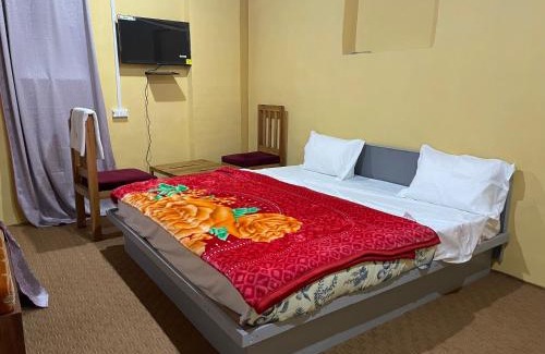 Srinagar House | The Qulsum Homestay