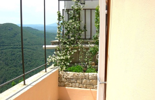 Saint-Cezaire-sur-Siagne House | The ramparts panoramic view
