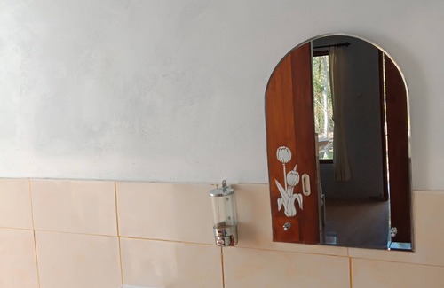 Sampalan Bed & Breakfast | The Rahayu Cottage