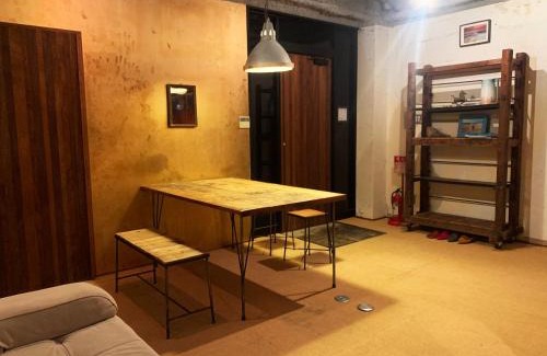 Central Kyoto Apartment | The Rainbow Room