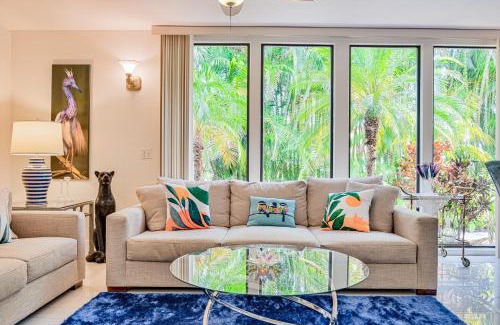 East Naples House | The Rainbow Villa