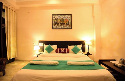 Ayodhya Hotel | The Rama Palace Ayodhya